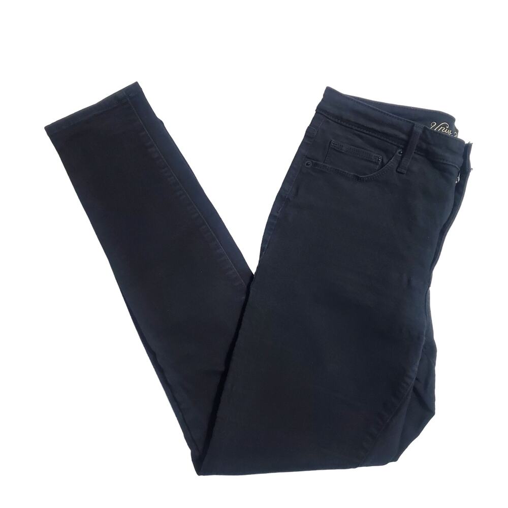 Universal Thread from Target High Rise Skinny Jeans Black Size 10/30L